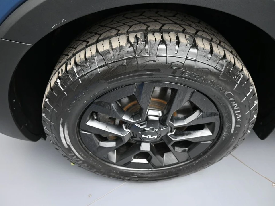 2023 Kia Telluride - Image 14 of 21