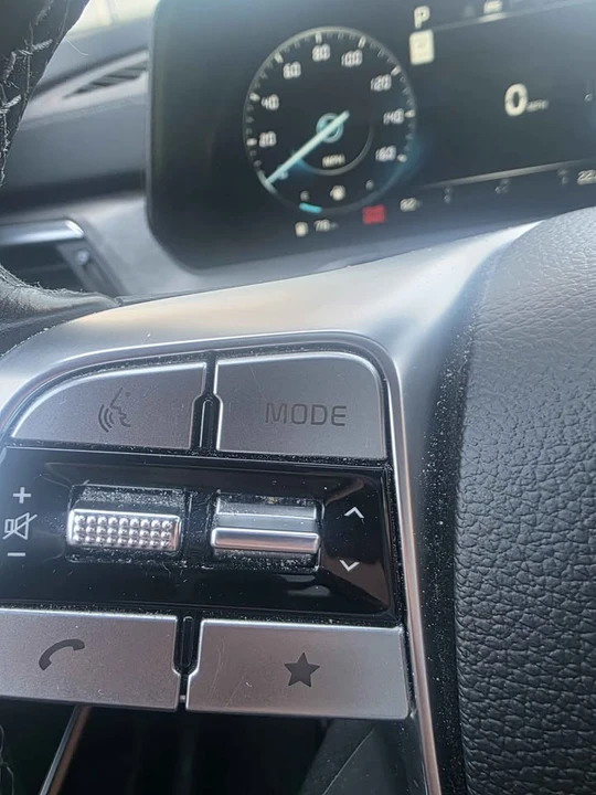 2023 Kia Telluride - Image 11 of 20