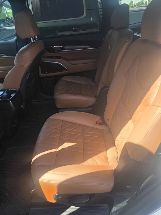 2023 Kia Telluride - Image 7 of 20