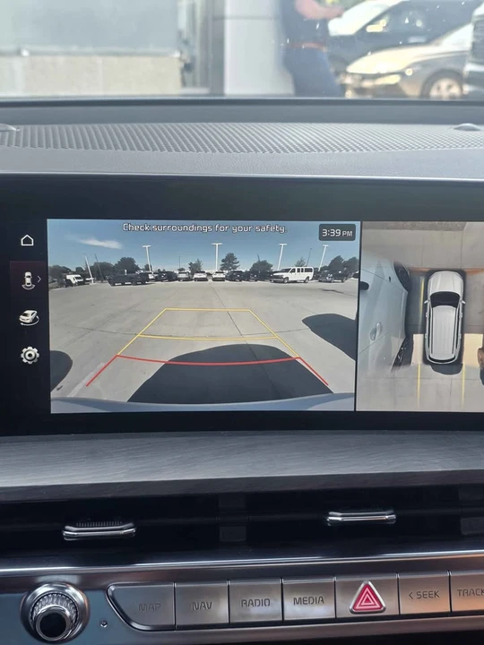 2023 Kia Telluride - Image 18 of 20