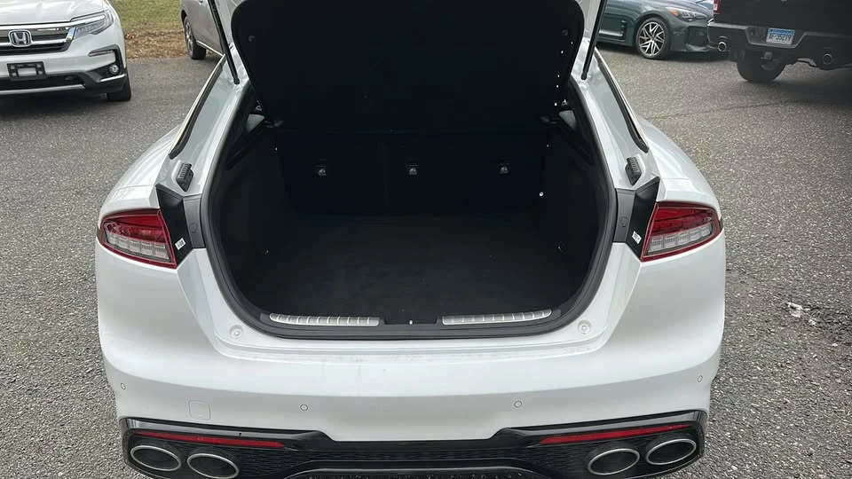 2023 Kia Stinger GT - Image 7 of 12