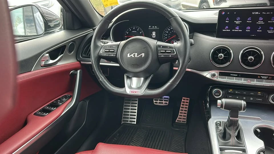 2023 Kia Stinger GT - Image 2 of 12