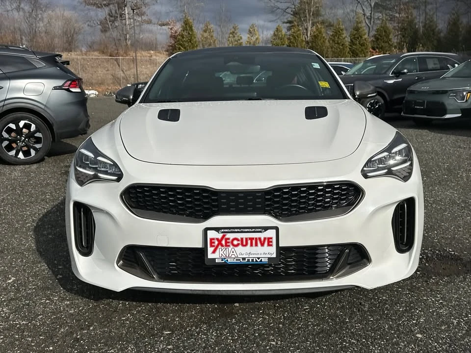 2023 Kia Stinger GT - Image 10 of 12