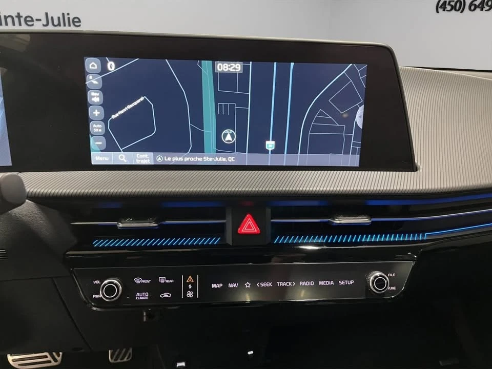 2023 Kia EV6 - Image 12 of 19