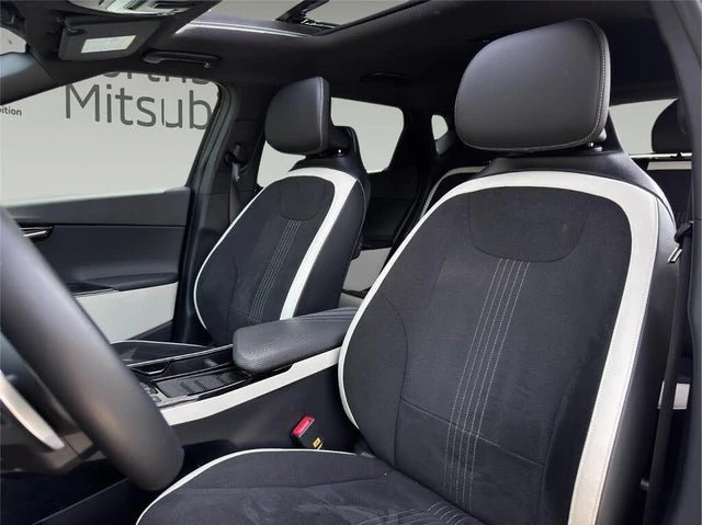 2023 Kia EV6 - Image 10 of 20