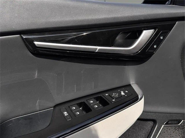 2023 Kia EV6 - Image 8 of 20