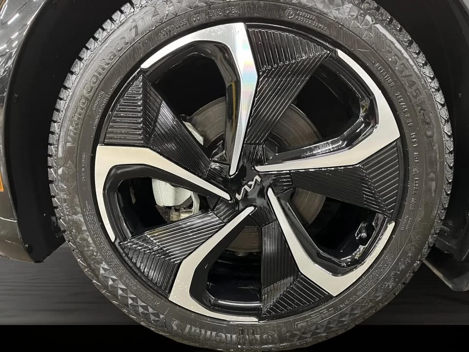 2023 Kia EV6 - Image 15 of 19