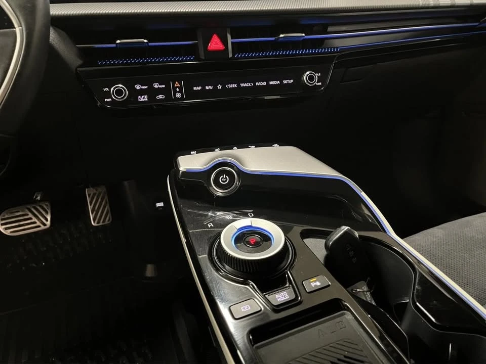 2023 Kia EV6 - Image 14 of 19