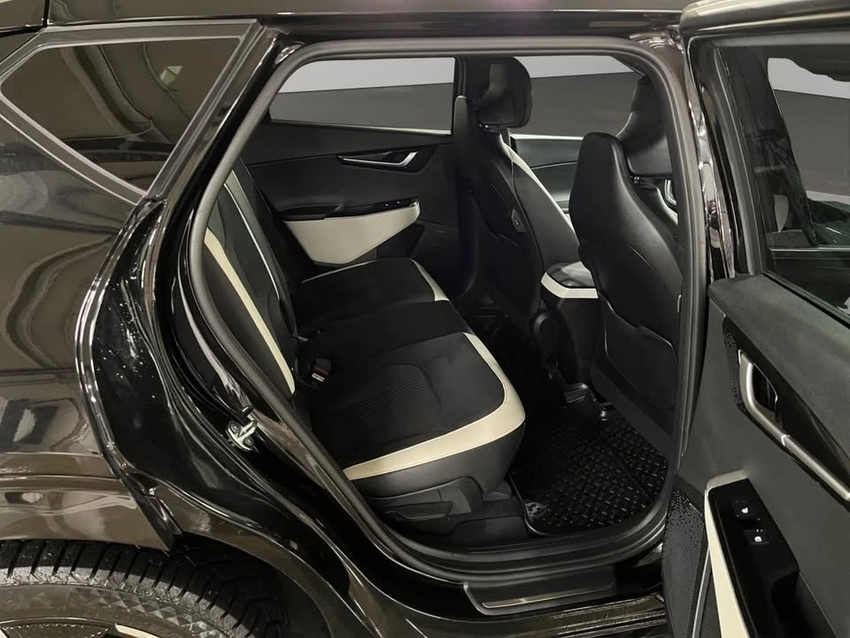 2023 Kia EV6 - Image 19 of 19