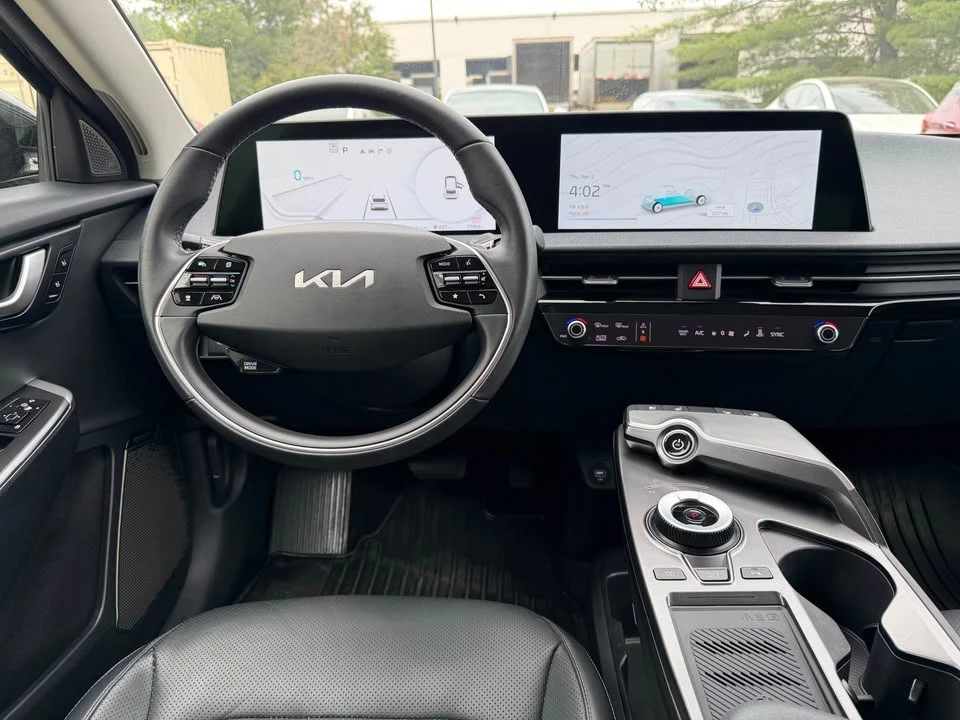 2023 Kia EV6 - Image 9 of 19