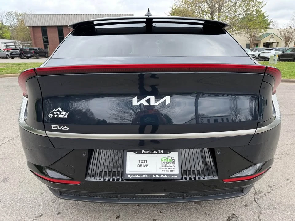 2023 Kia EV6 - Image 7 of 19