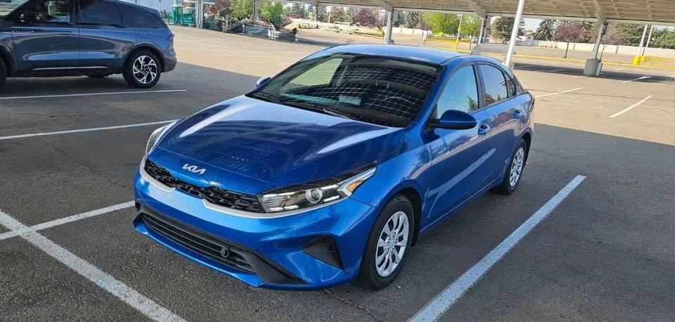 2023 Kia Forte - Image 7 of 17