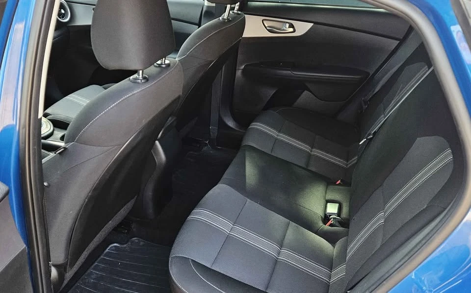 2023 Kia Forte - Image 15 of 17