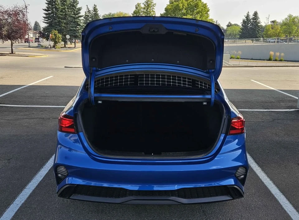 2023 Kia Forte - Image 9 of 17