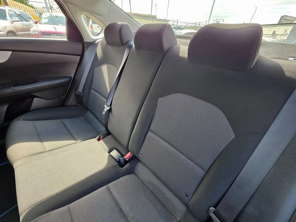 2023 Kia Forte - Image 14 of 20