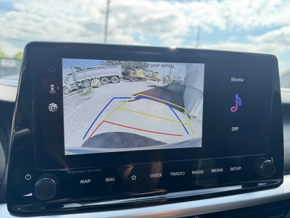 2023 Kia Forte - Image 19 of 20