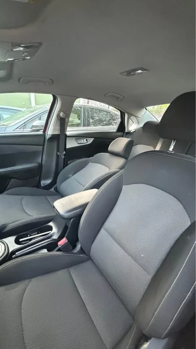 2023 Kia Forte - Image 5 of 6