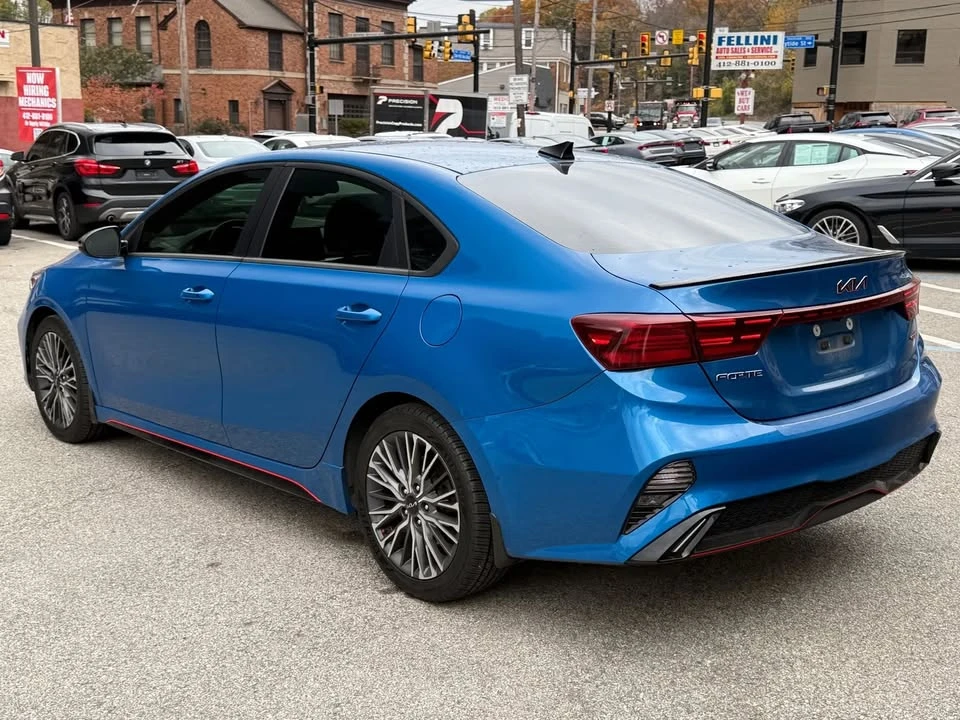 2023 Kia Forte - Image 3 of 18