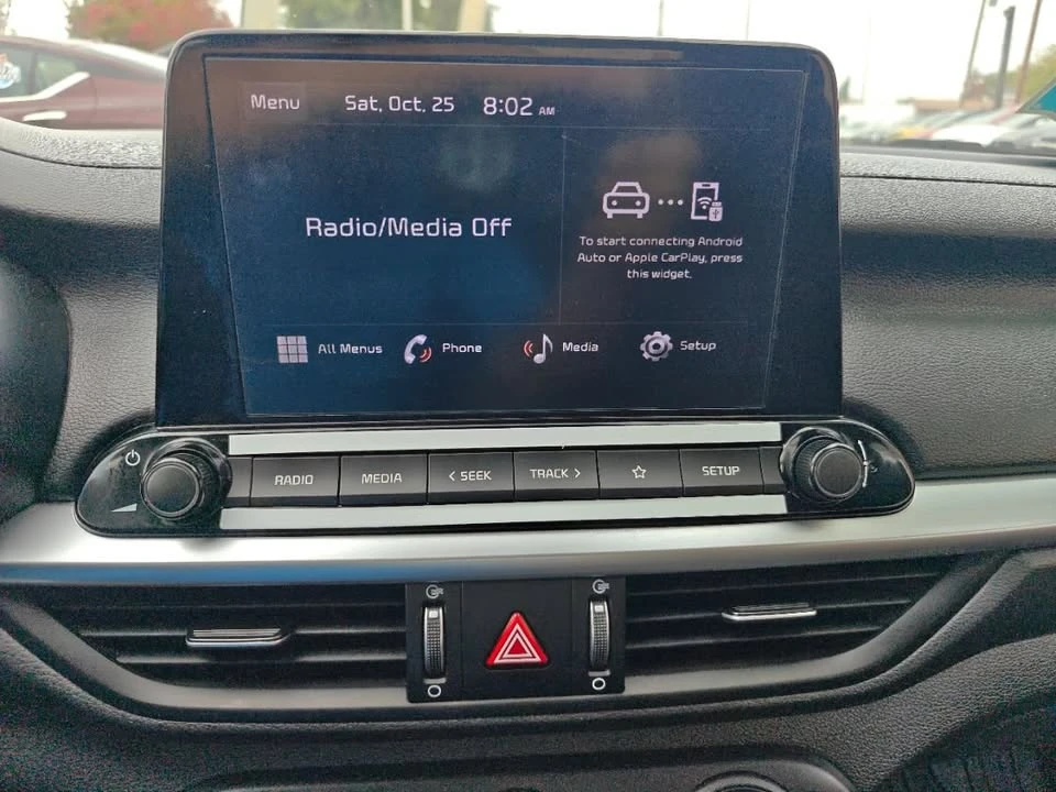 2023 Kia Forte - Image 13 of 15