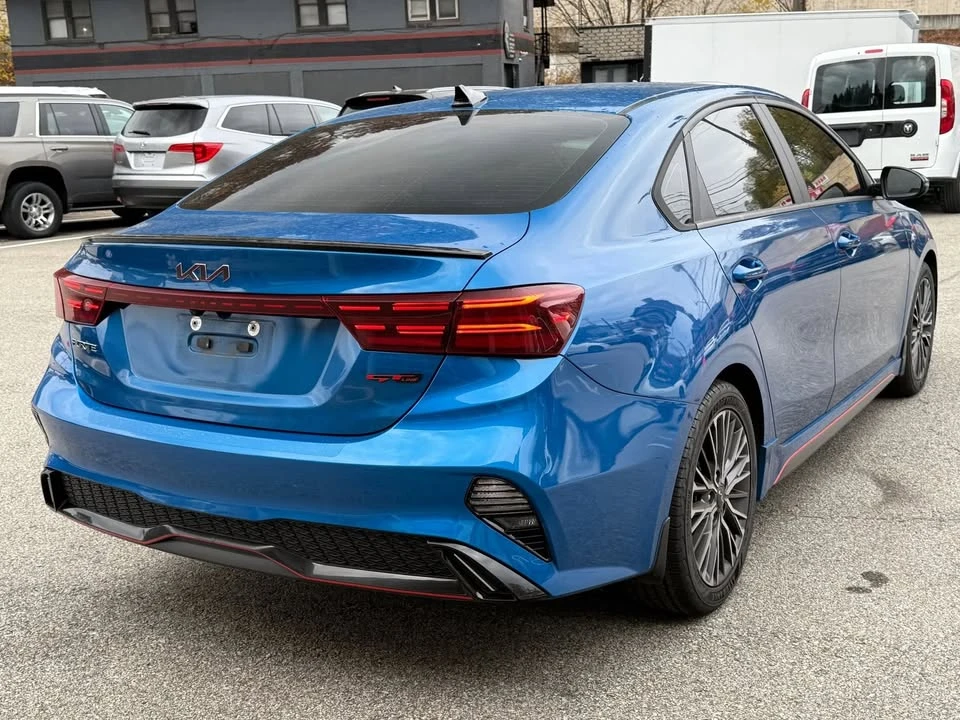 2023 Kia Forte - Image 5 of 18