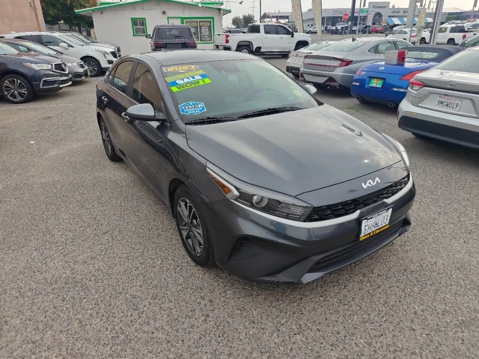 2023 Kia Forte - Image 14 of 15