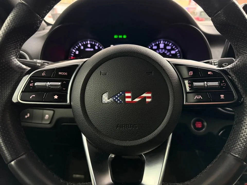 2023 Kia Forte - Image 14 of 18