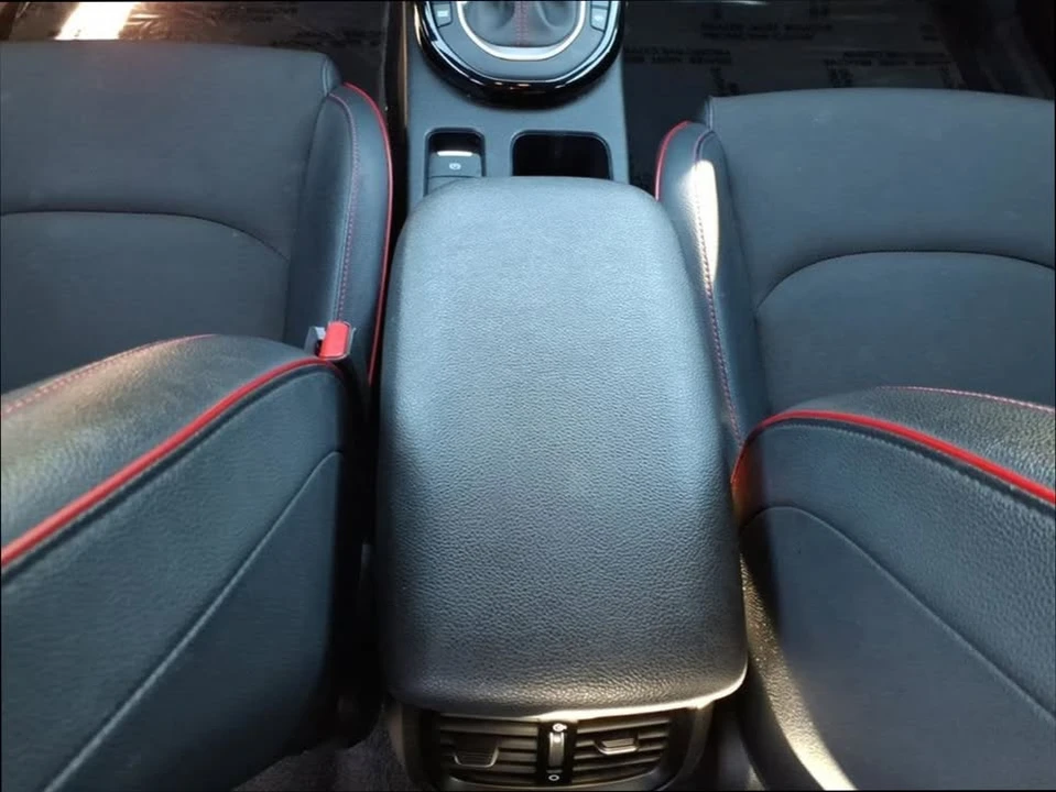 2023 Kia Forte - Image 15 of 17