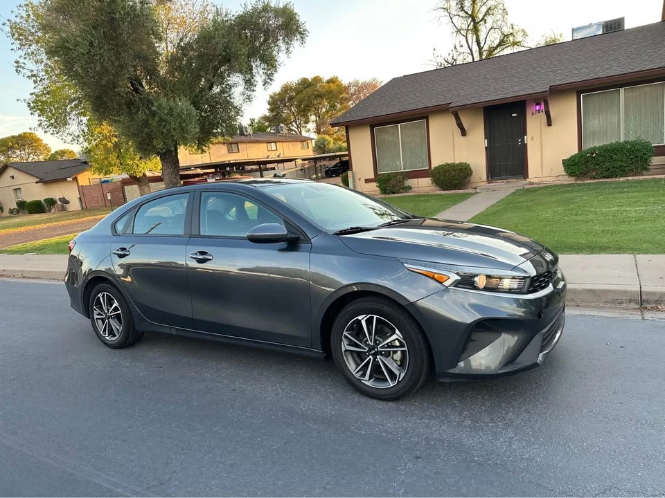 2023 Kia Forte - Image 10 of 13