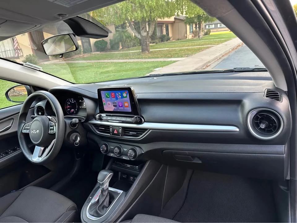 2023 Kia Forte - Image 5 of 13