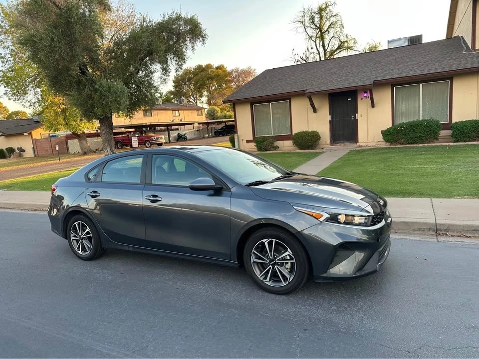 2023 Kia Forte - Image 11 of 13