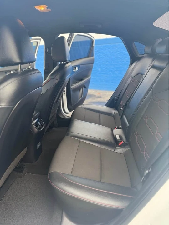2023 Kia Forte - Image 11 of 15
