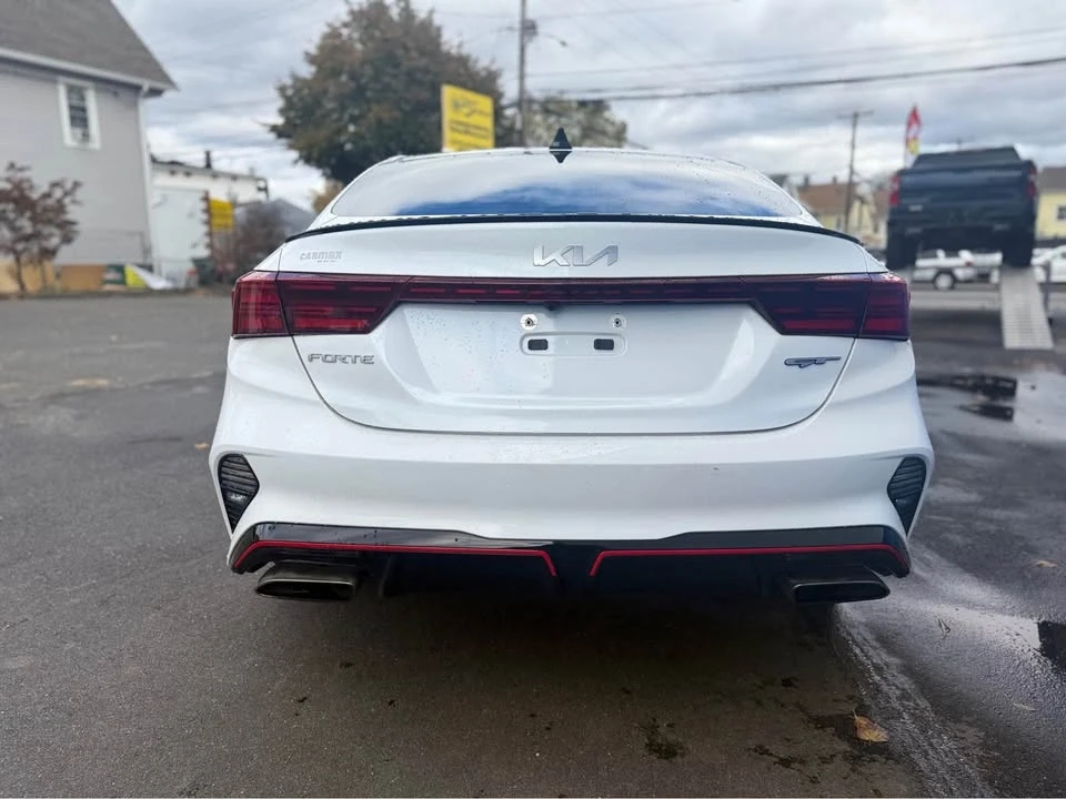 2023 Kia Forte - Image 4 of 15