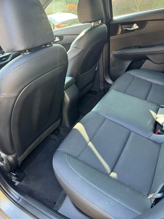 2023 Kia Forte - Image 7 of 10