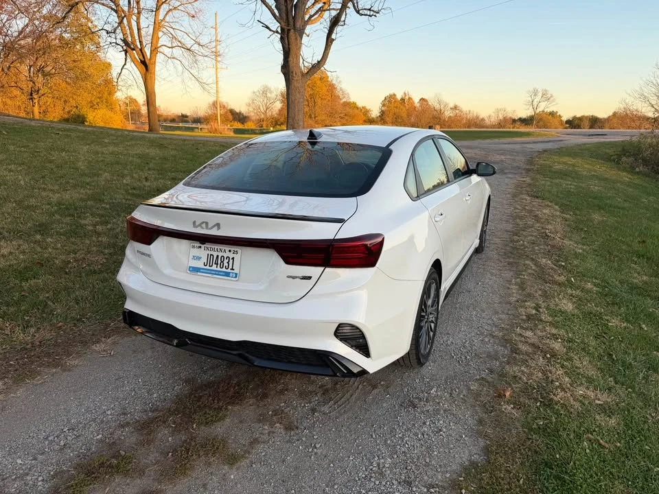 2023 Kia Forte - Image 6 of 16