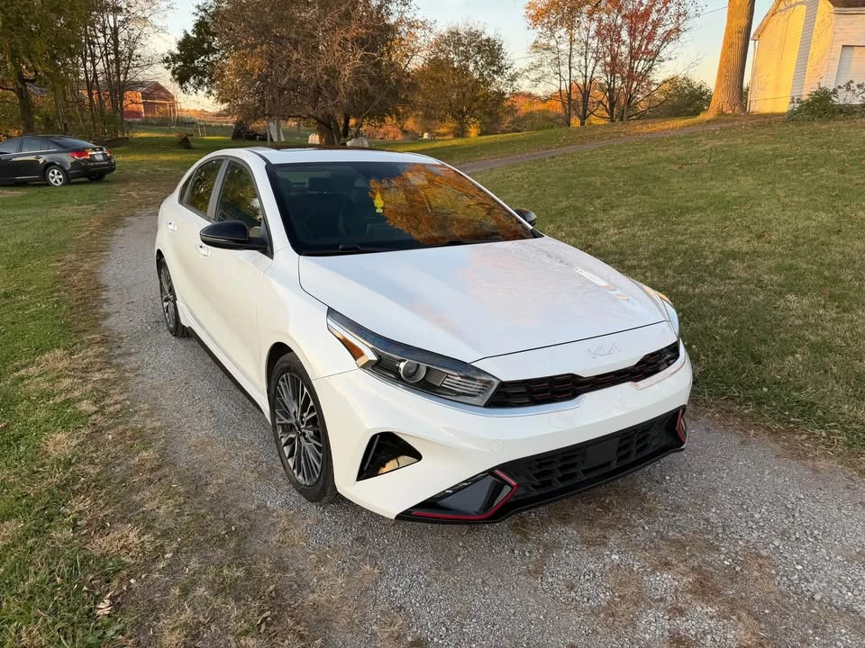 2023 Kia Forte - Image 3 of 16
