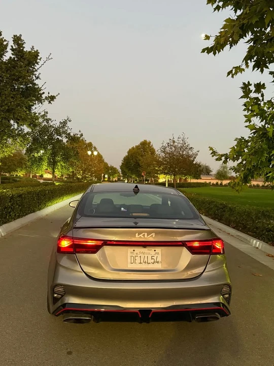 2023 Kia Forte - Image 6 of 9