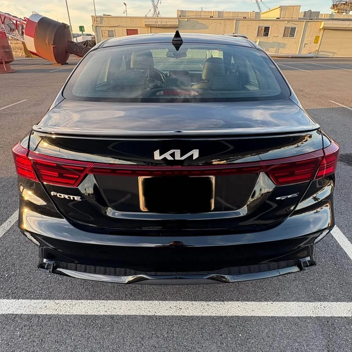 2023 Kia Forte - Image 7 of 15
