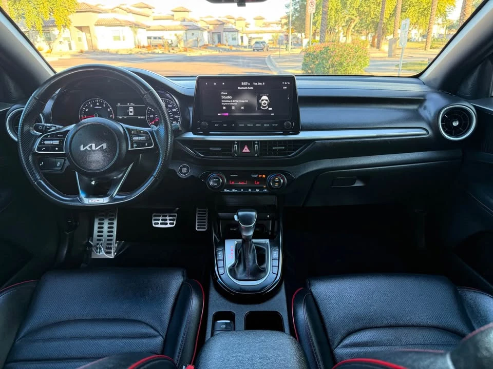 2023 Kia Forte - Image 11 of 18