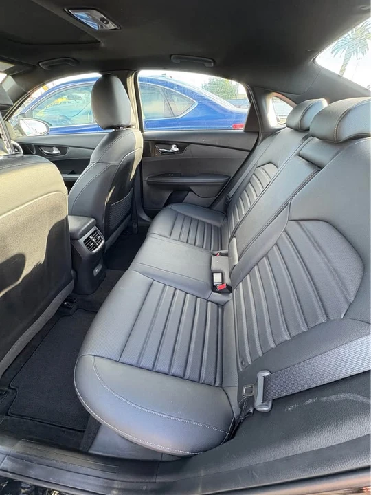 2023 Kia Forte - Image 11 of 15