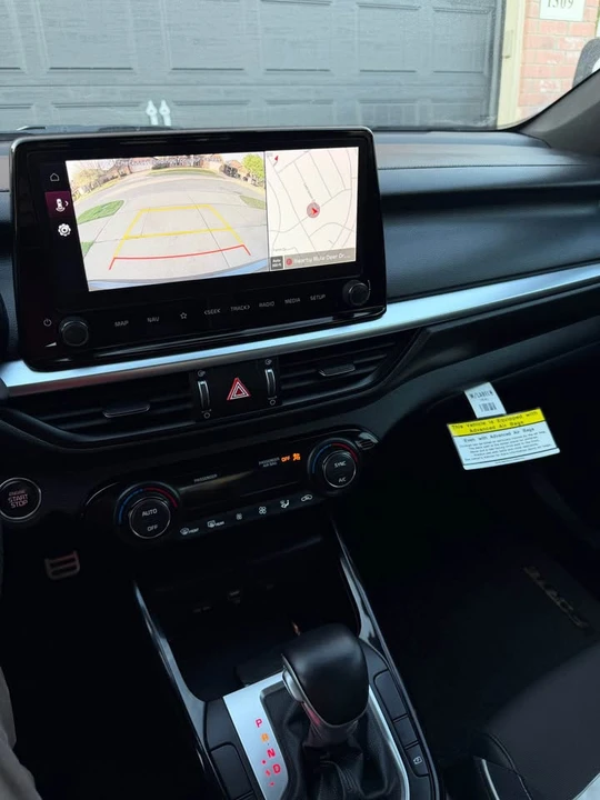 2023 Kia Forte - Image 17 of 17