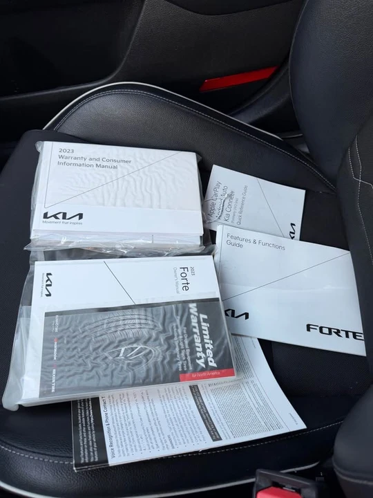 2023 Kia Forte - Image 13 of 17