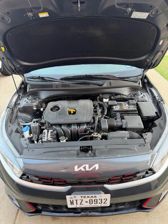 2023 Kia Forte - Image 12 of 17