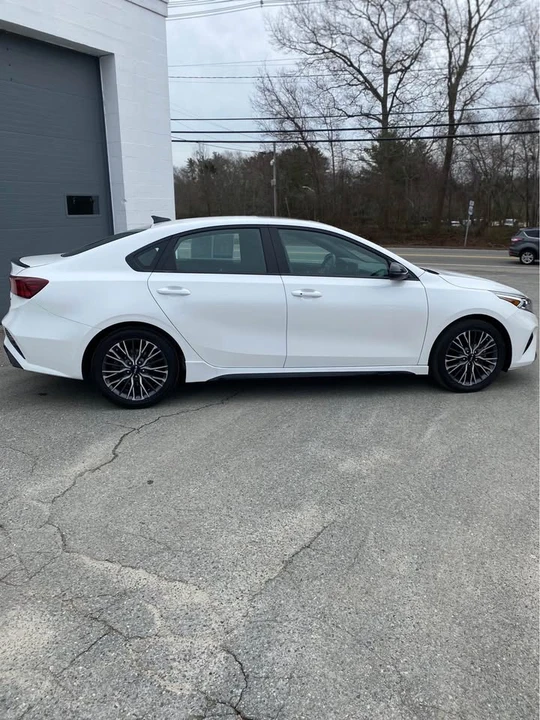 2023 Kia Forte - Image 7 of 20