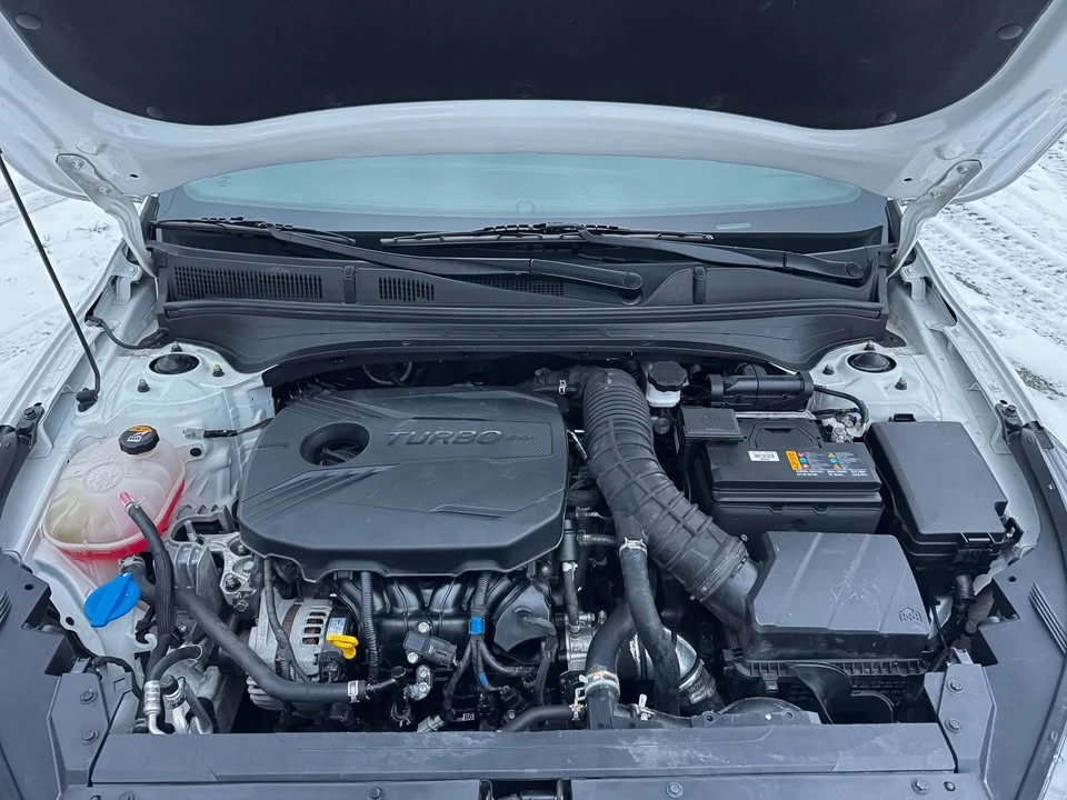 2023 Kia Forte - Image 8 of 20