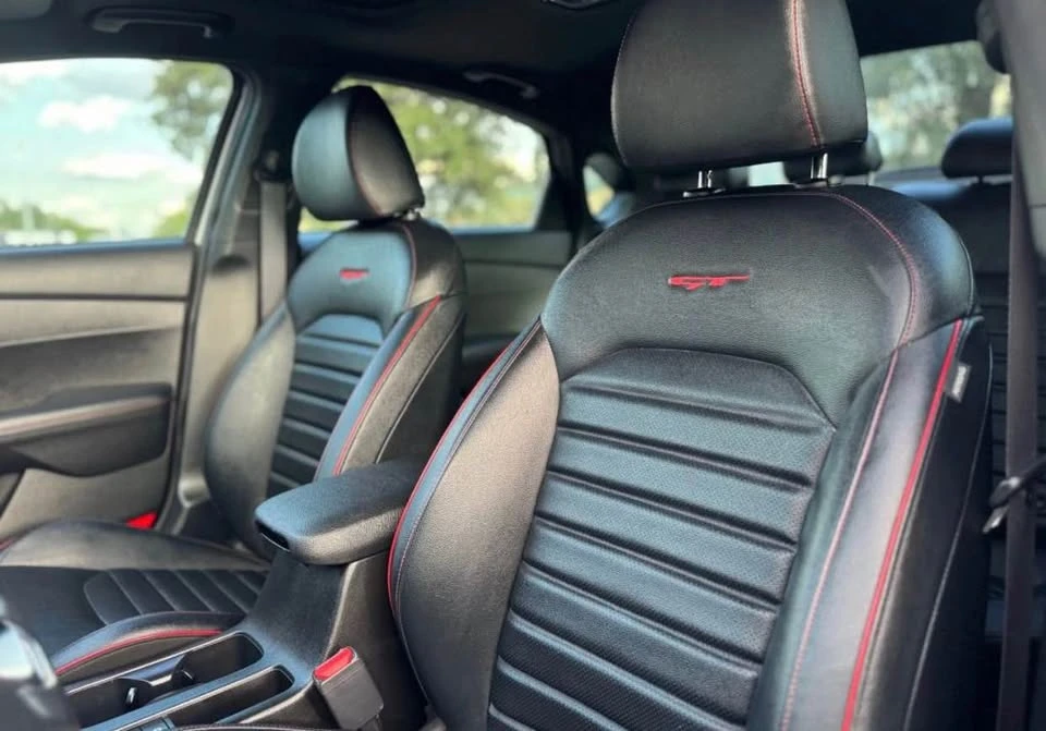 2023 Kia Forte - Image 8 of 11