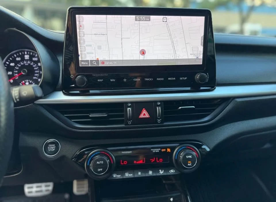 2023 Kia Forte - Image 7 of 11