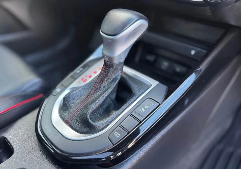 2023 Kia Forte - Image 5 of 11