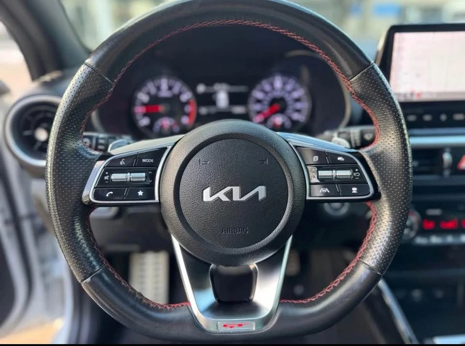 2023 Kia Forte - Image 11 of 11