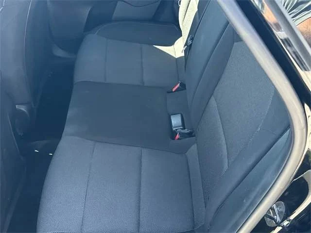 2023 Kia Forte - Image 10 of 15