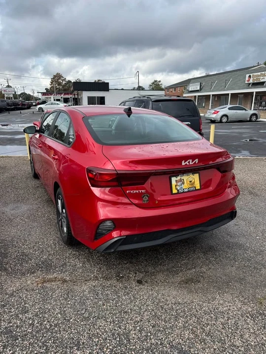 2023 Kia Forte - Image 2 of 3